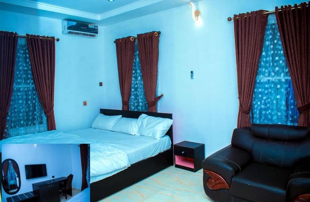 Mexiloyd Luxury Rooms & Suites