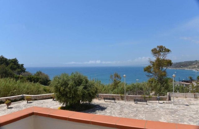 Michela's Attic - A Terrace by the Sea