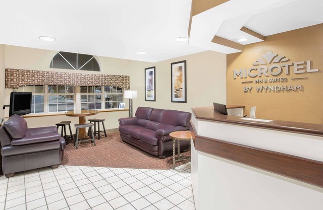 Microtel Inn by Wyndham Franklin