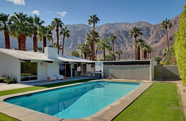Mid-Century Modern Gem - Pool Spa Fire Pit w/Stunning Views in Vista Las Palmas