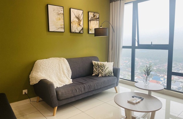 Mid Valley Mosaic Southkey [High Floor]