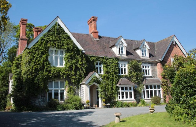 Milebrook House