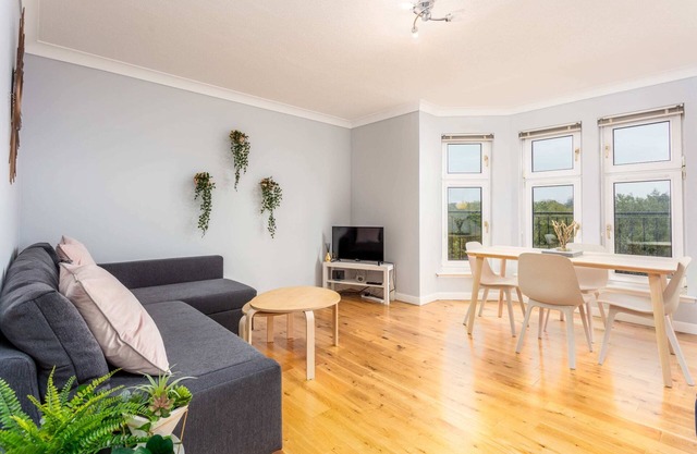 Millbrae Residence - Donnini Apartments