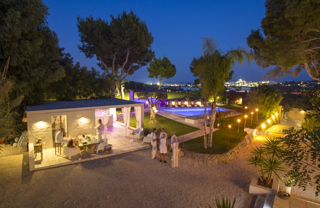 MIMAR ALTEA VILLA - Wonderful finca with pool/bar and views 3km from Altea