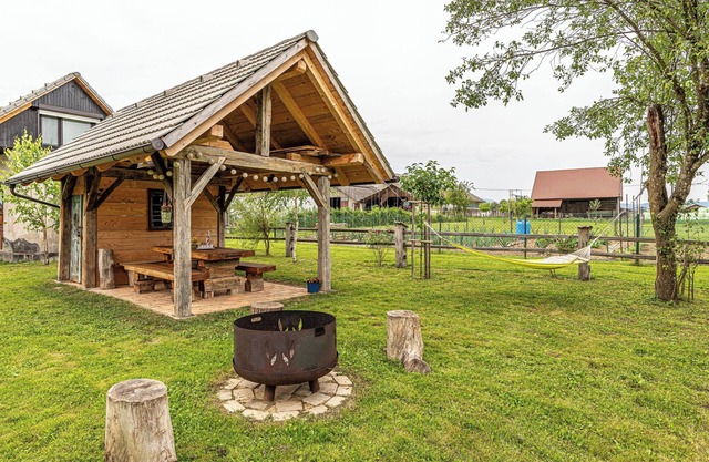 Mimi Cottage near Kolpa River, Gradac, Slovenia