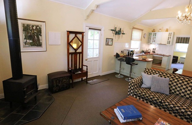 Mirkwood Forest Spa Cottage - Garden Guesthouse