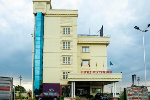 Misty Rock Hotels