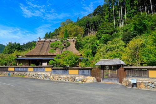 Miyama Resort Kayabuki-tei - Matsuba's Inn