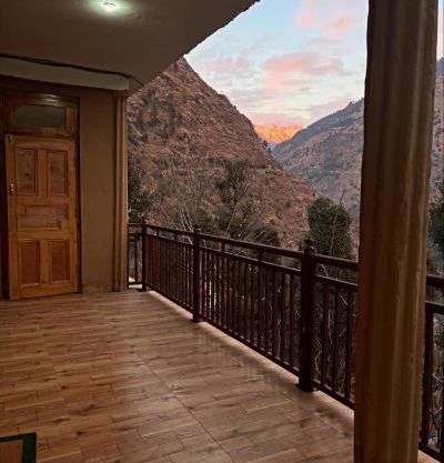 Mizuki Retreat and Cafe, Tirthan Valley