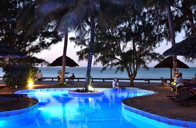 Mnarani Beach Cottages