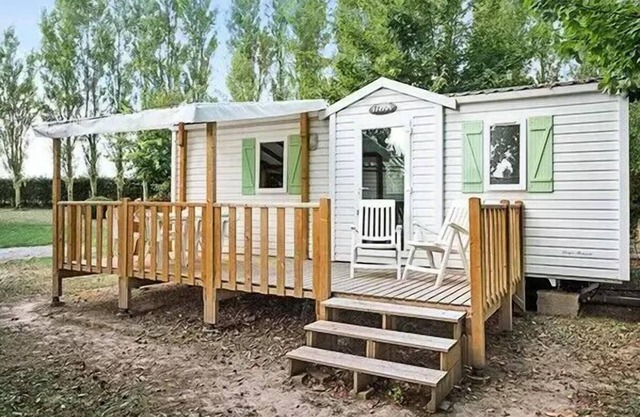 Mobil-home | Classic | 2 Ch. | 4/6 pers. | Raised terrace