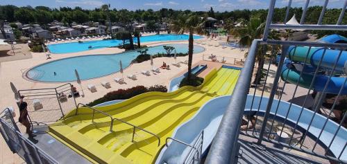 Mobil-Home VA 04 à Vias - La Carabasse - Camping Siblu avec piscine payante