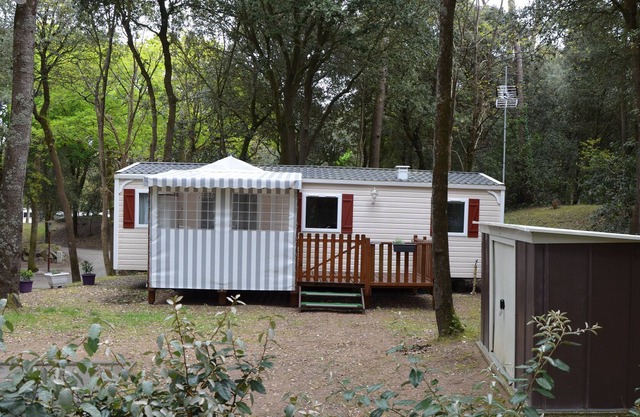 MOBILE HOME 4/6 seater 39m2 200m from the beach in resort SIBLU ****