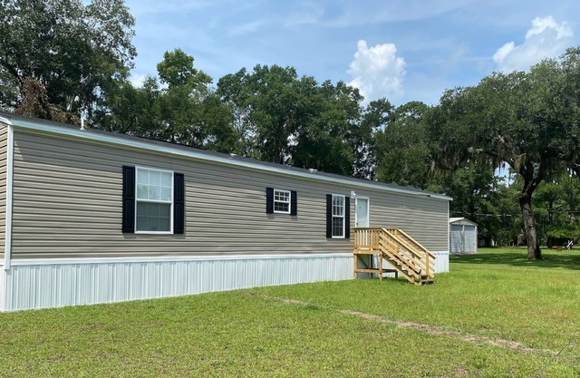 Mobile Home at Shellman Bluff