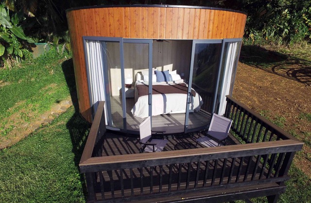 Modern 1-bedroom house in tranquil Kealakekua with AC, WiFi Unit 2