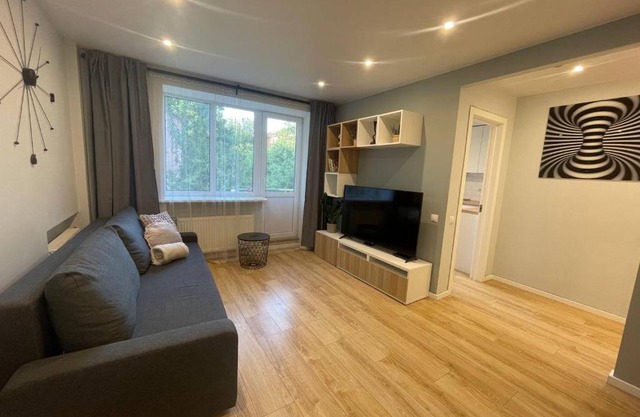 Modern 1BR Haven near Two Parks