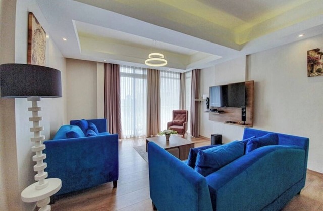 Modern 2-Bedroom Apartment in Kileleshwa | Gym, Pool & More