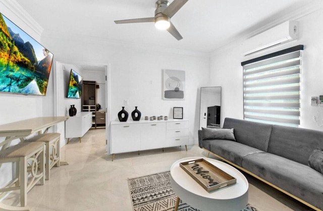 Modern 2BR Getaway | Full Kitchen + Bunks + AC