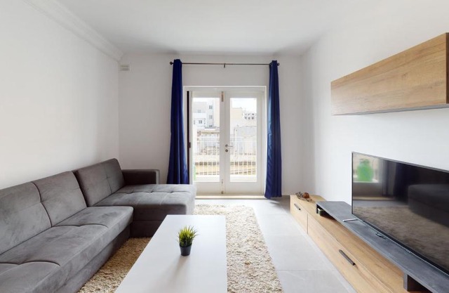 Modern 3-bedroom apartment Pieta