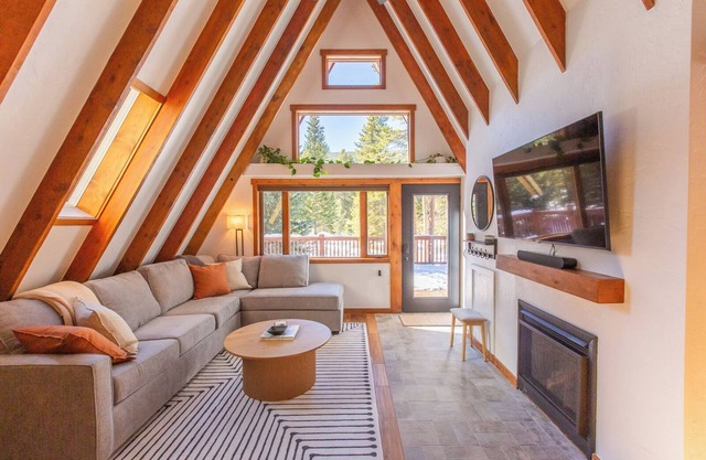 Modern A Frame in Breck ~ Sauna ~ Spa ~ Views