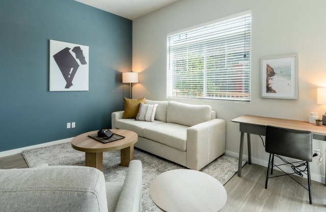 Modern Apartment in Prime Location (ID5807X81)