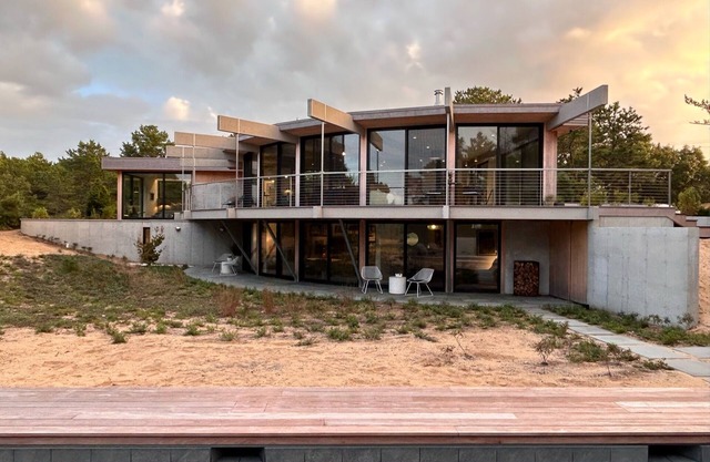Modern Cape Cod Oasis