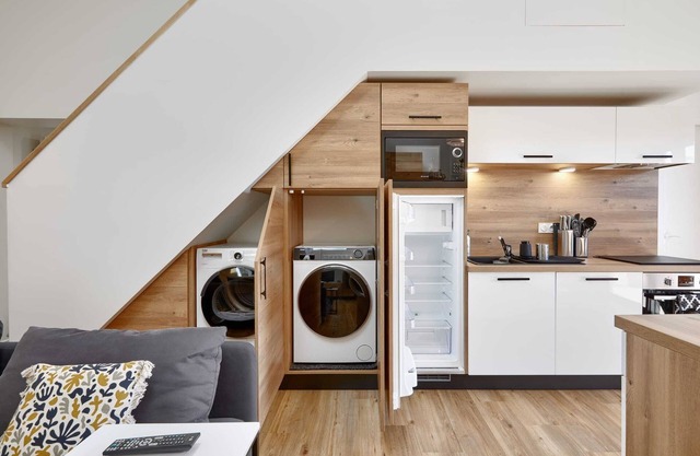 Modern chalet between La Rochelle and L'Ile de Ré: 1 to 5 people, 2 bedrooms.