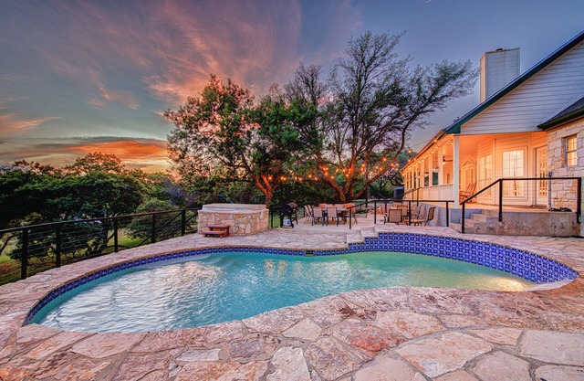 Modern Hill Country Farmhouse | Private Pool & Hot Tub