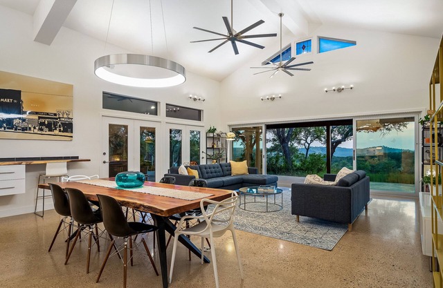 Modern Hill Country Oasis, Stargazers Delight