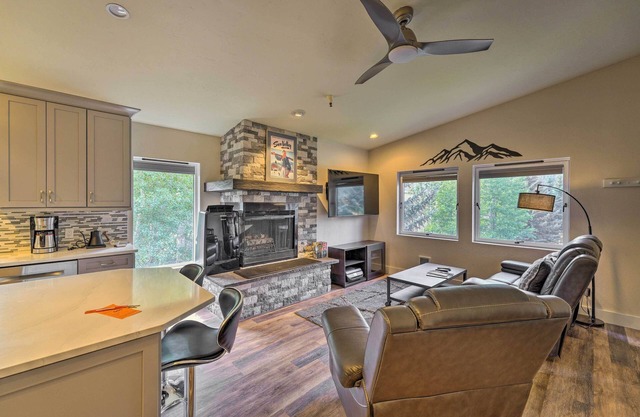 Modern Ketchum Condo: Walk to Dtwn & Ski Lift