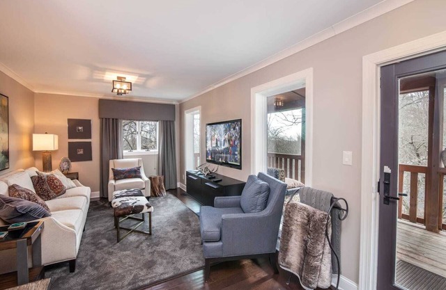 Modern Mountain Cottage On App Ski