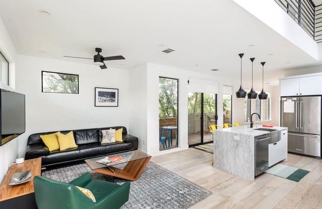 Modern & Private East Austin Digs!