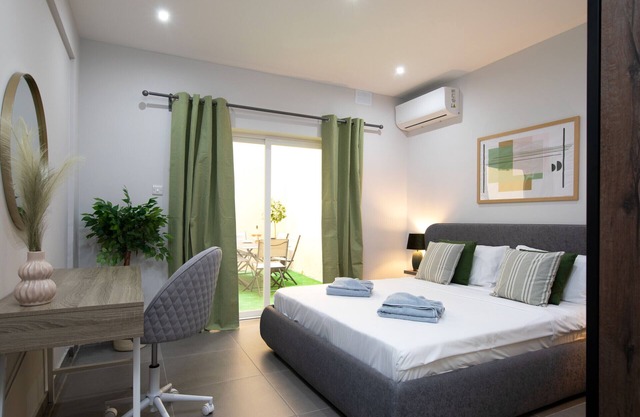 Modern seafront 3bedrooms with spacious yard JLIN1-1