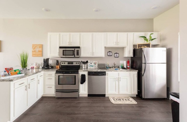 Modern + Spacious + close to Cincy