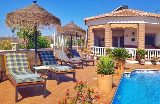 Modern studio between sea and mountains in the "Cortijo los Capitos"