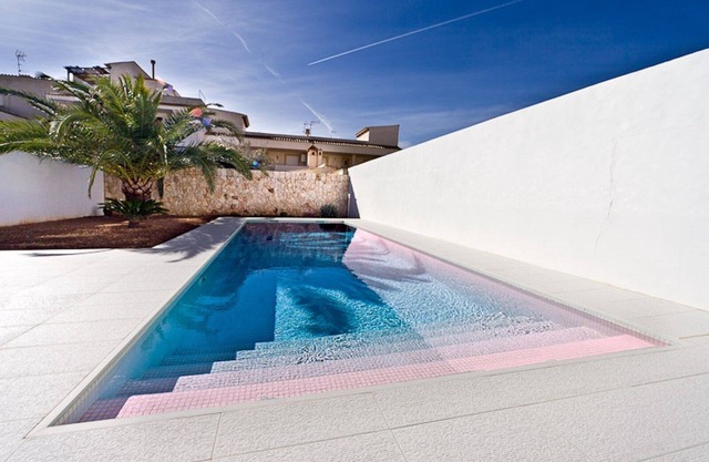 Modern vacation apartment with private pool