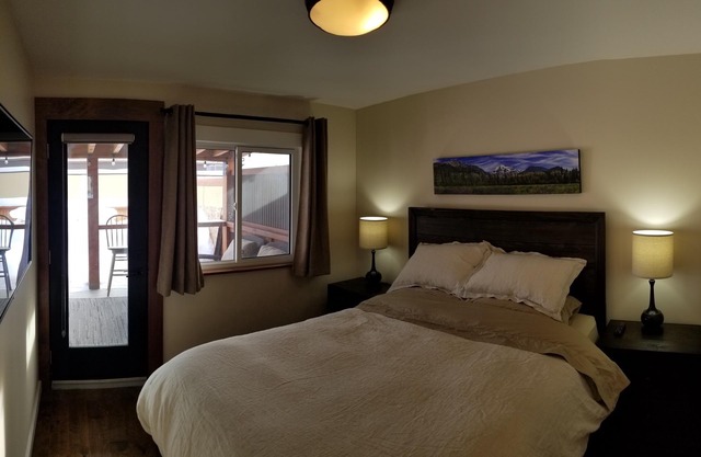 Modern Vacation Home - Downtown Kimberley