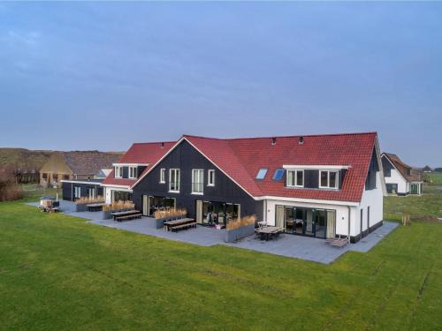 Modern villa in De Cocksdorp near the beach