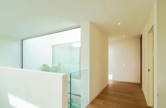 Modern Villa With Sea View