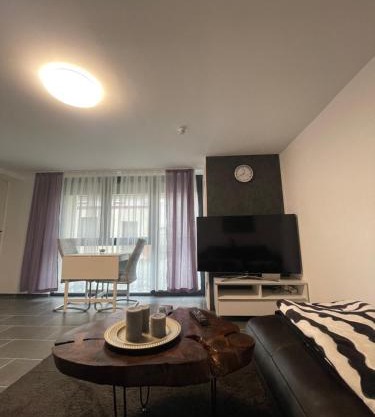 Moderne 2-Zimmer-Wohnung nahe Daimler