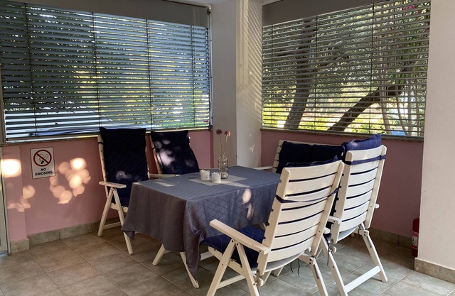 Moderne Ferienwohnung für 4 bis 5 Personen, 50m zum Strand