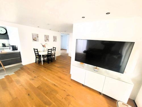 Modernes & luxuriöses Apartment in Nähe der WHU