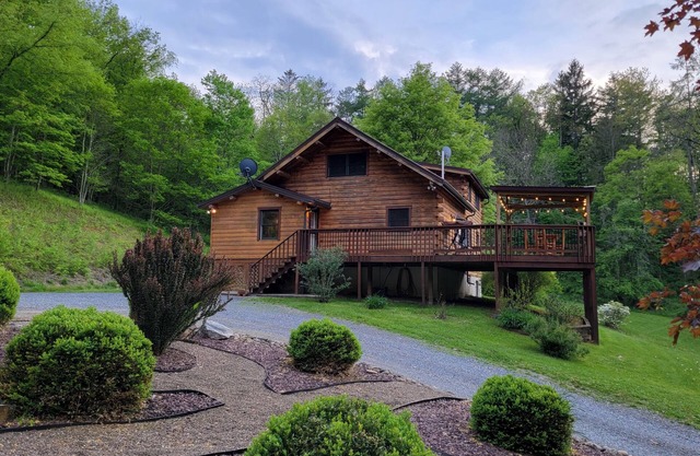 Mohawk Mountain Lodge