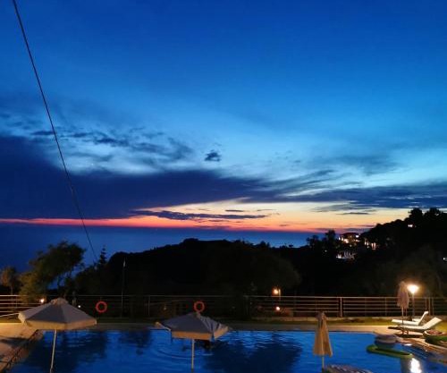 Molivos Sunset Apartments