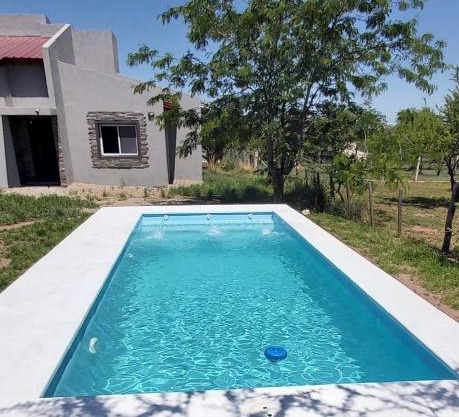 Monchos House