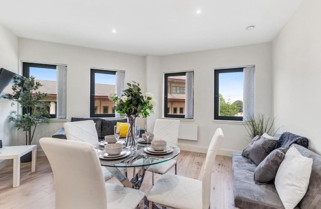 Mondial Apartments at Heathrow