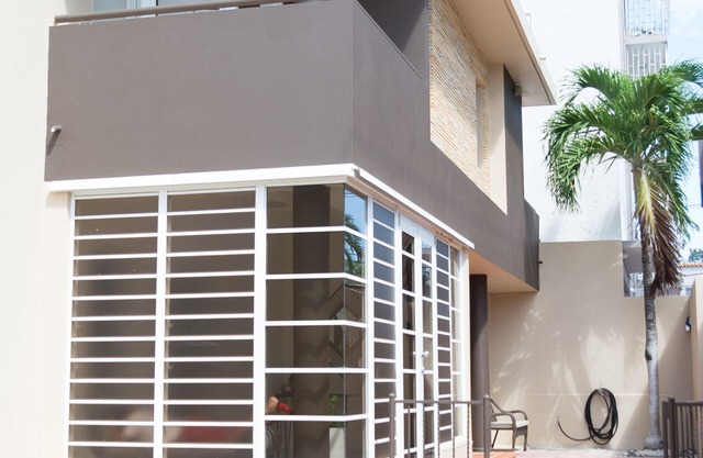Monteflores Property, Home in San Juan