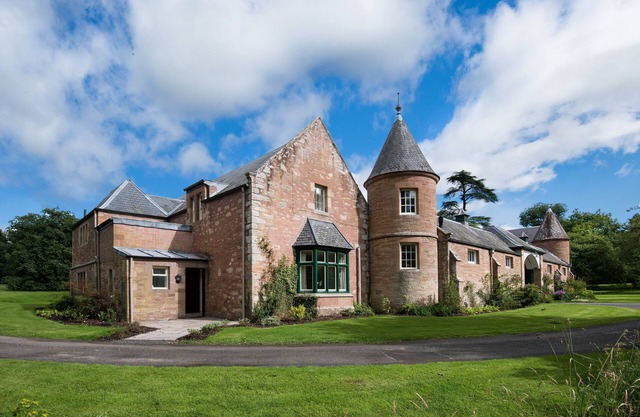 MONTEVIOT STABLES WEST - woodland trails and inspirational gardens, 4 bedroom