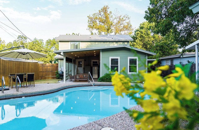Month/Week Long Discounts- Firepit/Cozy Living/Cold Plunge