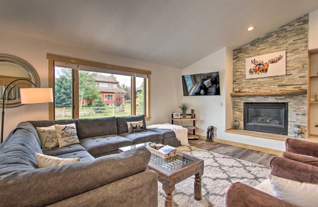 Moose Haven Getaway 6 Mi to Big Sky Slopes